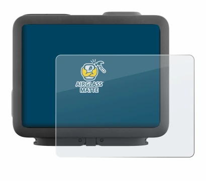 Image of the device GoPro Hero 4k with a wide variety of screen protectors.