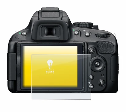 Image of the device Nikon D5100 with a wide variety of screen protectors.