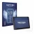 Front side of a product packaging with the brand logo Savvies. Next to it is the device Carpuride W712D 7" shown with the corr